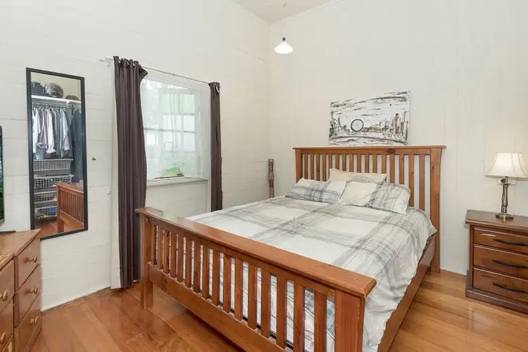 Fifth view of Homely house listing, 3 Bonnett Road, Mount Low QLD 4818