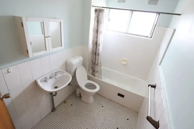 Fifth view of Homely unit listing, 33/4-8 St Johns Road, Cabramatta NSW 2166