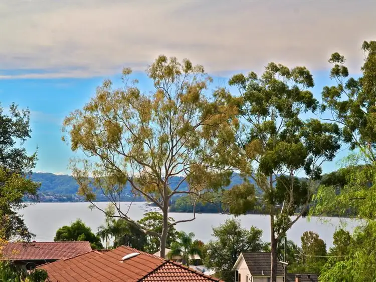 Fifth view of Homely house listing, 5 Lydred Street, Saratoga NSW 2251