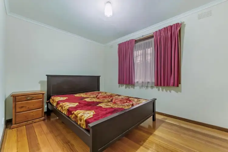 Sixth view of Homely house listing, 2 Hay Court, Craigieburn VIC 3064