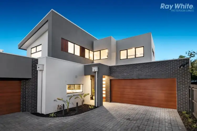 2/62 Lochiel Avenue, Edithvale VIC 3196