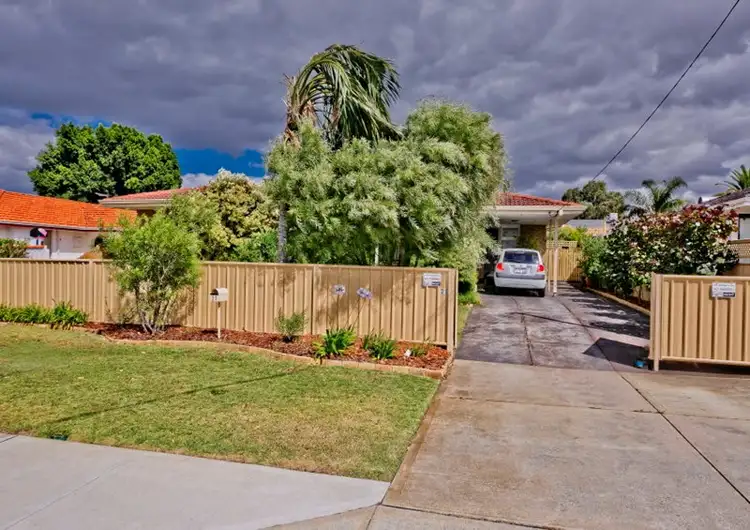 21 Lyndhurst Street, Dianella WA 6059