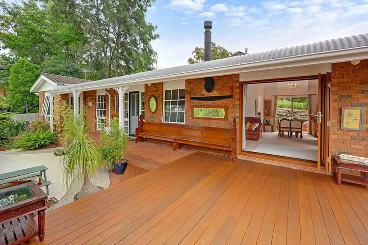 4 Paul Close, Hornsby Heights NSW 2077