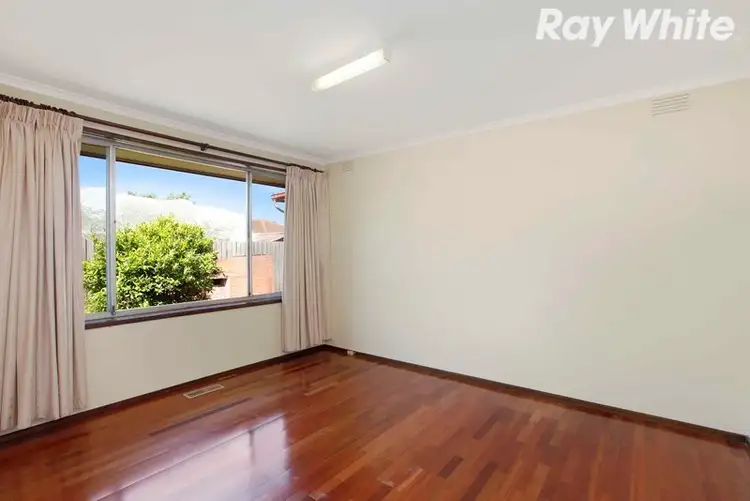 Seventh view of Homely house listing, 4 Beno Court, Thomastown VIC 3074