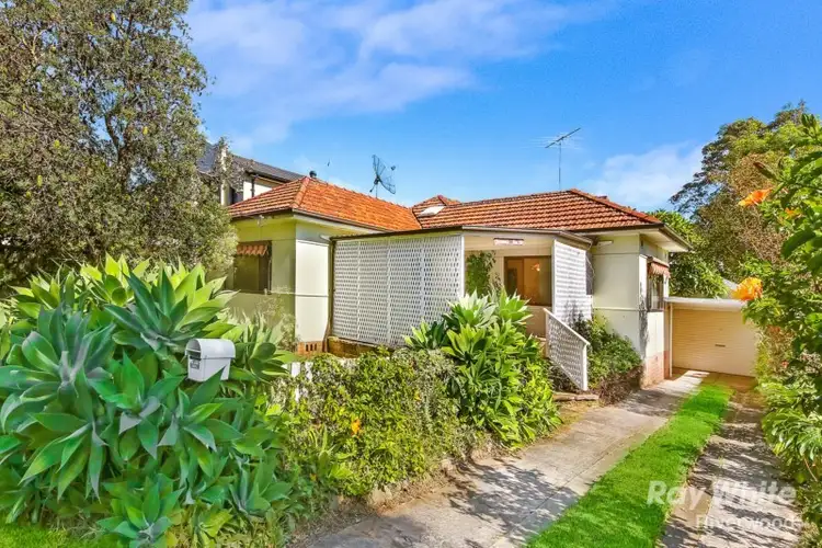 19 Larkhill Avenue, Riverwood NSW 2210