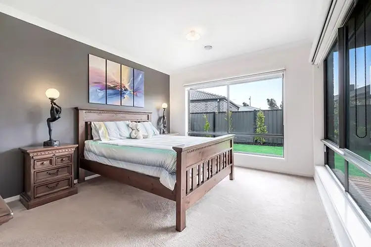 Seventh view of Homely house listing, 9 Riverway View, Craigieburn VIC 3064