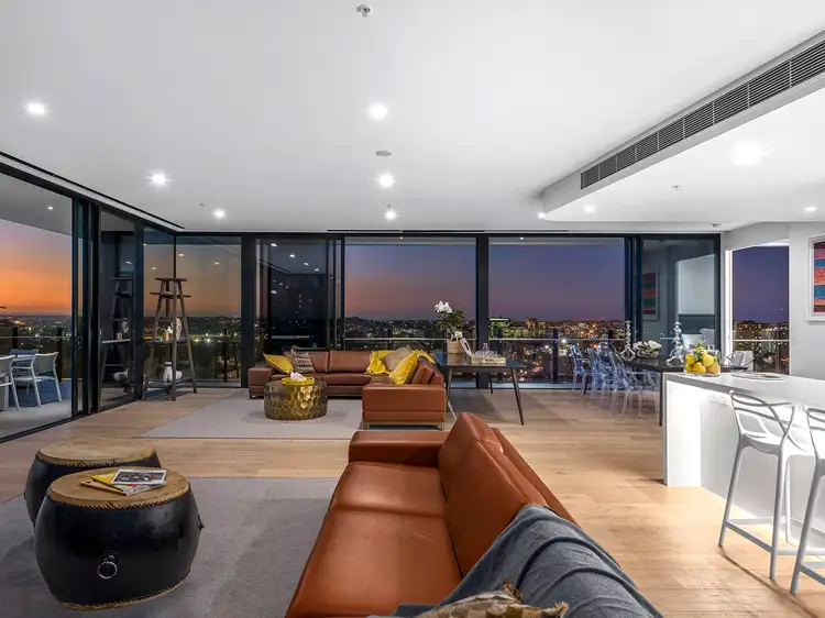 Third view of Homely apartment listing, 1601/477 Boundary Street, Spring Hill QLD 4000