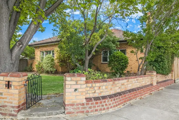 31 Acheron Avenue, Reservoir VIC 3073
