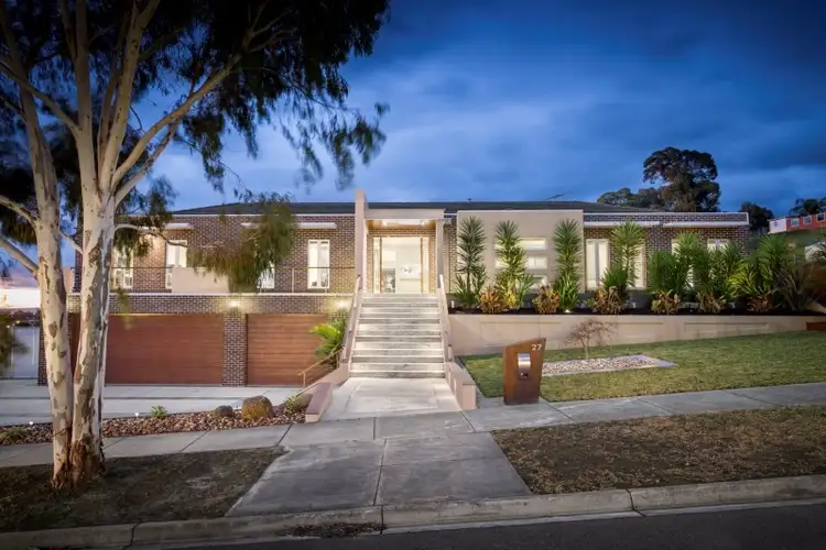 27 Vidler Avenue, Doreen VIC 3754