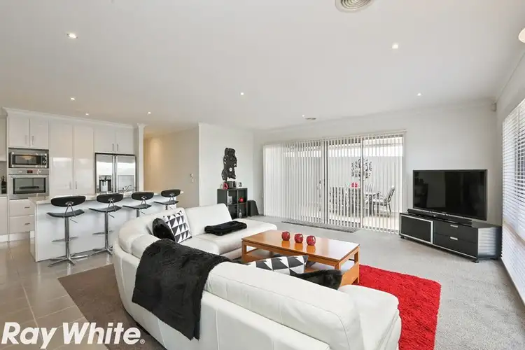 Fourth view of Homely townhouse listing, 2/40 Molesworth Drive, Highton VIC 3216