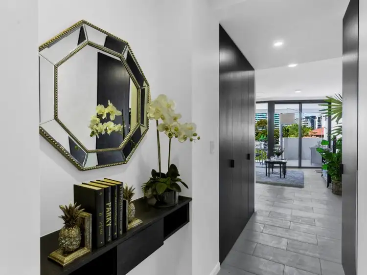 22/66 Allen Street, Hamilton QLD 4007