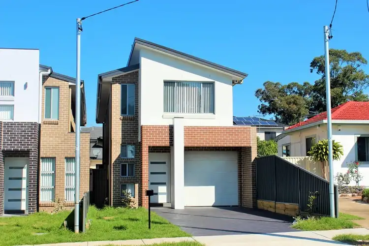 44B Rosedale Street, Canley Heights NSW 2166
