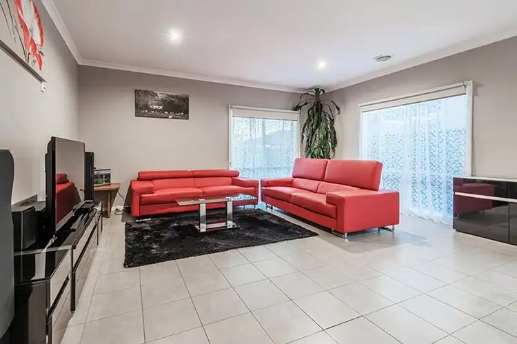 Fifth view of Homely house listing, 3 Brixton Place, Craigieburn VIC 3064