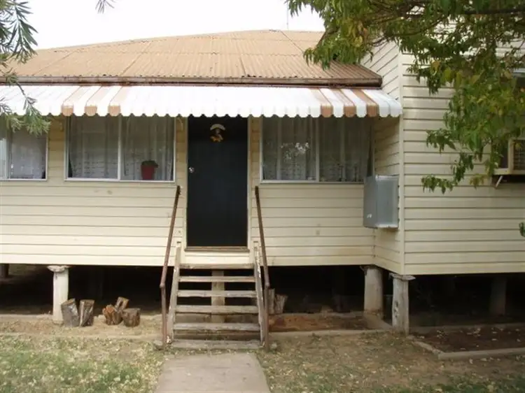 12 Sturt, Charleville QLD 4470