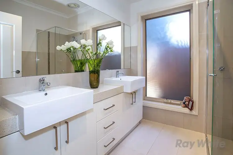Sixth view of Homely house listing, 2/1 Pentlowe Avenue, Templestowe Lower VIC 3107