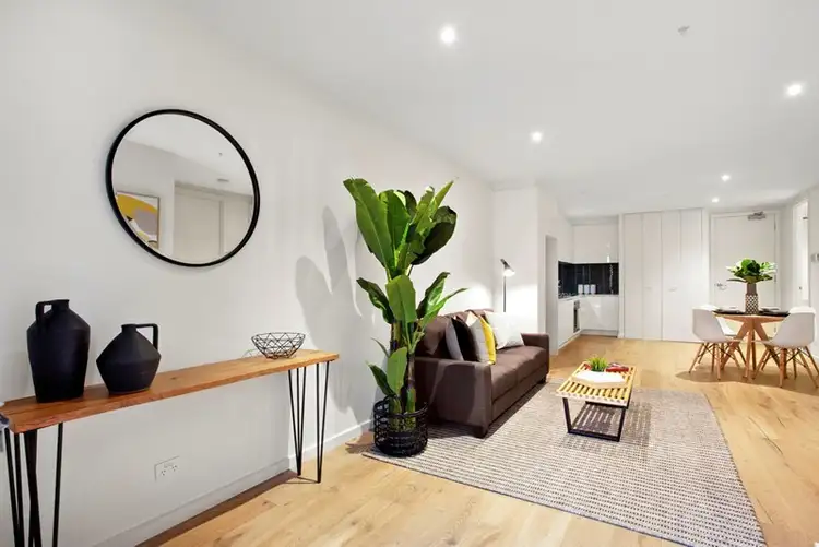 Second view of Homely apartment listing, 2/15 Manchester Grove, Glen Huntly VIC 3163