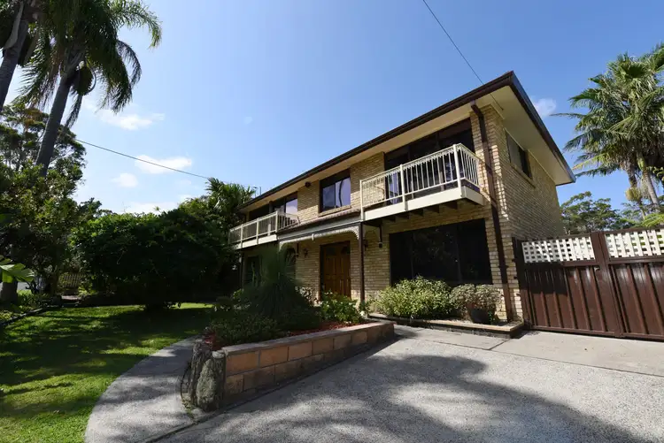 70 Suncrest Avenue, Sussex Inlet NSW 2540