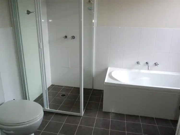 Fourth view of Homely villa listing, 6/57-59 Illowra Crescent, Primbee NSW 2502