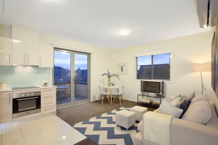 Main view of Homely apartment listing, 21/30 Lillimur Road, Ormond VIC 3204
