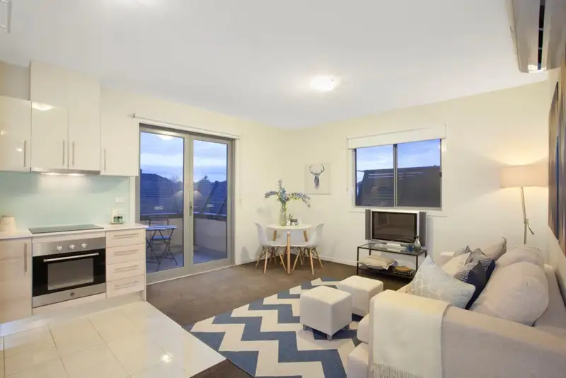 Main view of Homely apartment listing, 21/30 Lillimur Road, Ormond VIC 3204