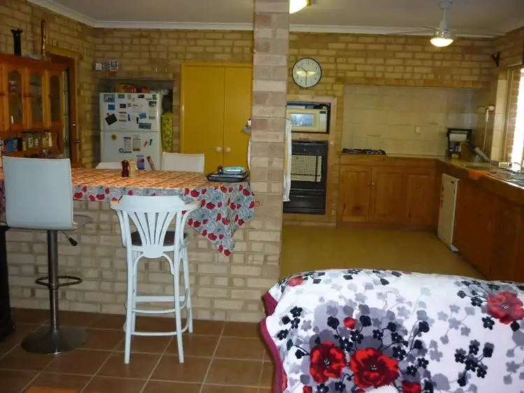 Seventh view of Homely house listing, 16 Egret Place, Chittering WA 6084