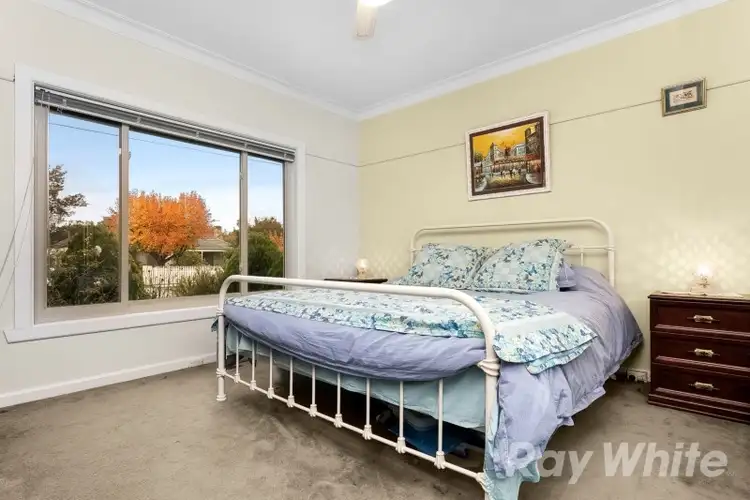 Seventh view of Homely house listing, 18 Malcolm Court, Mount Waverley VIC 3149