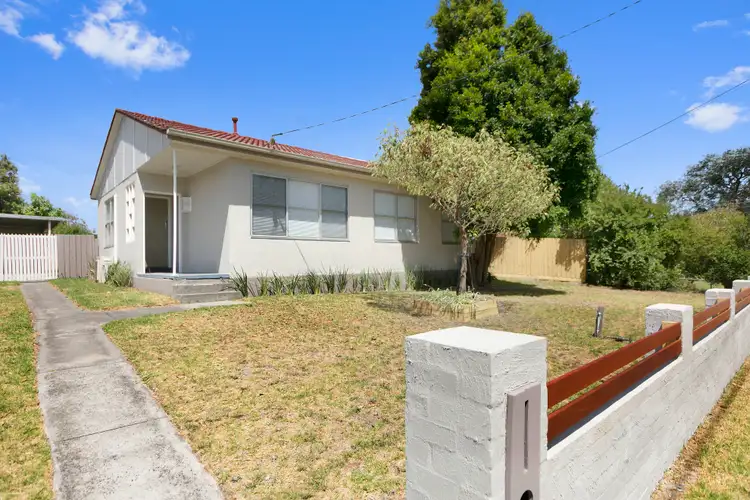 84 Forest Drive, Frankston North VIC 3200