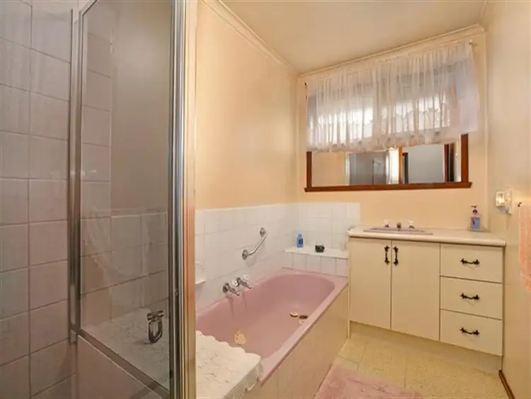 Seventh view of Homely house listing, 7 Cumberland Court, Preston VIC 3072