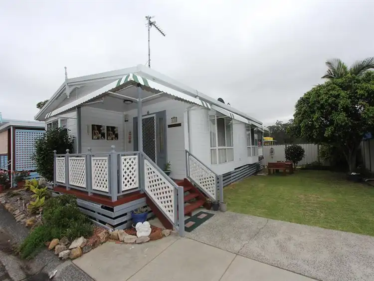 30 First Avenue,Broadlands Estate, Green Point NSW 2251