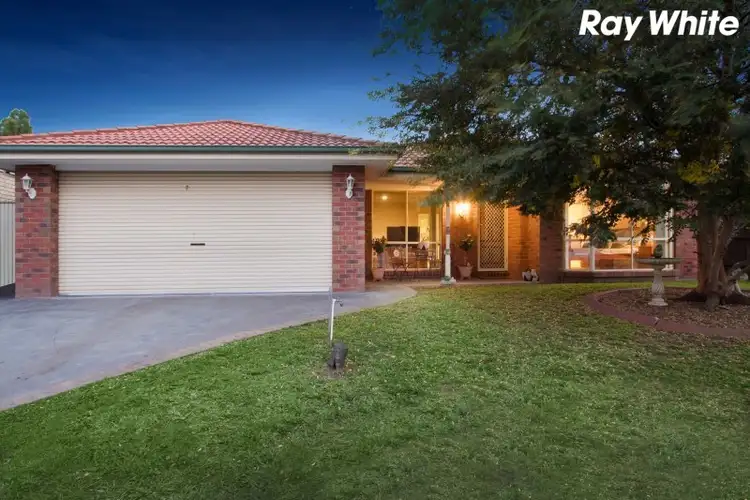 73 Hancock Drive, Berwick VIC 3806