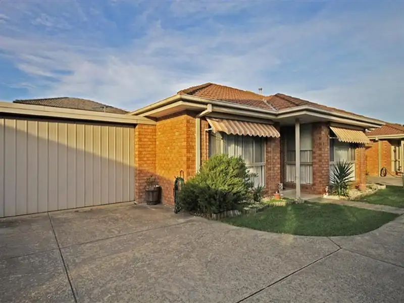 Main view of Homely unit listing, 4/31 Broadway, Bonbeach VIC 3196