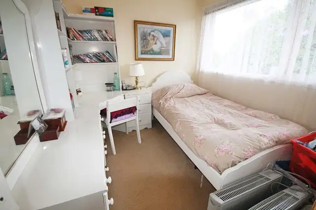 Fifth view of Homely house listing, 21 Lawn Avenue, Bradbury NSW 2560