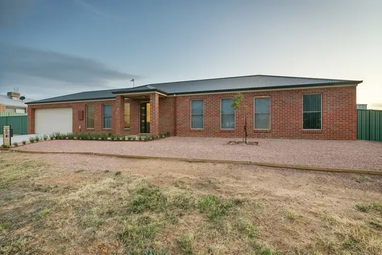 Main view of Homely house listing, 7 St James Wood Drive, North Bendigo VIC 3550
