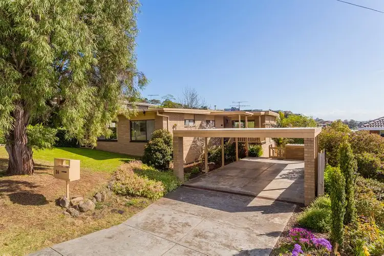 24 Challambra Crescent, Highton VIC 3216