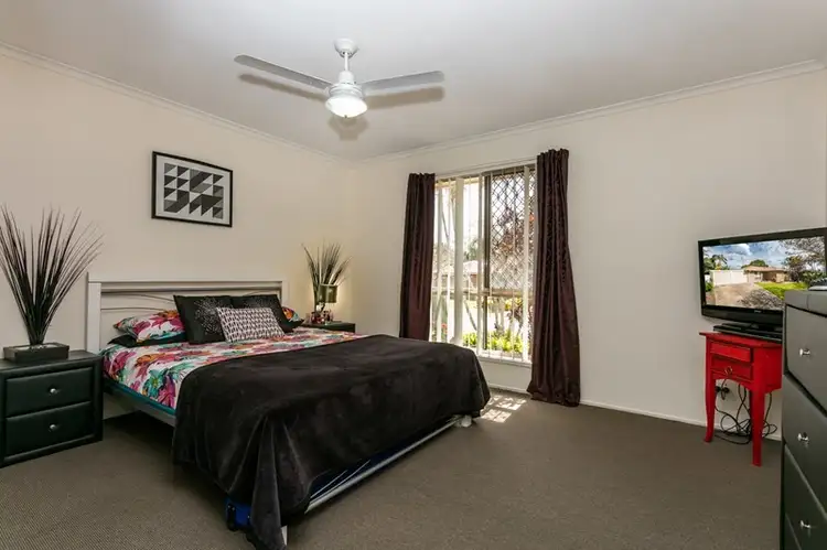 26 Federation Drive, Hillcrest QLD 4118