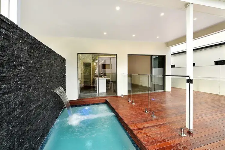 Fifth view of Homely townhouse listing, 2/7 Heeb Street, Bundall QLD 4217