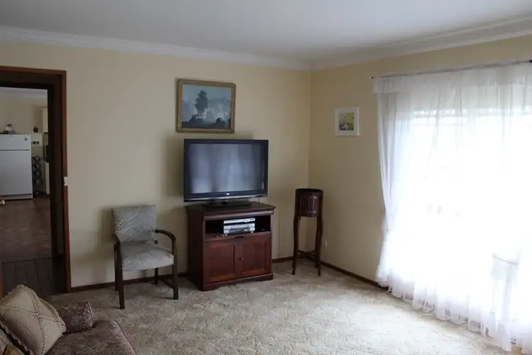 Seventh view of Homely house listing, 10 Strachan Street, Hamilton VIC 3300