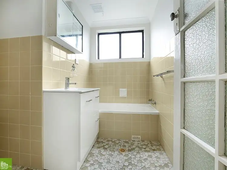Third view of Homely unit listing, 4/13-15 Keira Street, Wollongong NSW 2500