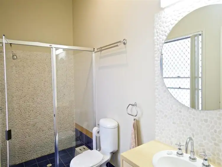 Sixth view of Homely unit listing, Unit 19 Kawana Island Villas 2 Grand Parade, Parrearra QLD 4575