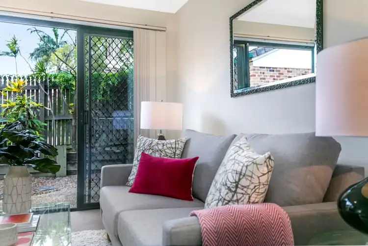 Seventh view of Homely townhouse listing, 3/38 Ashby Street, Fairfield QLD 4103