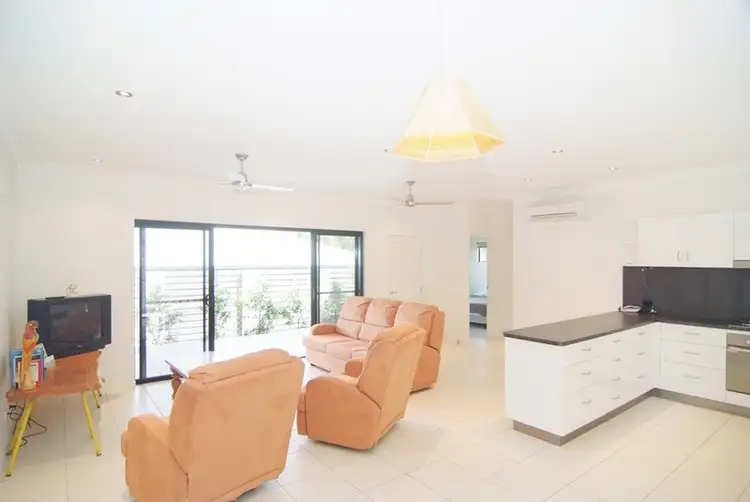 Seventh view of Homely house listing, 2/3 Shelter Court, Jubilee Pocket QLD 4802