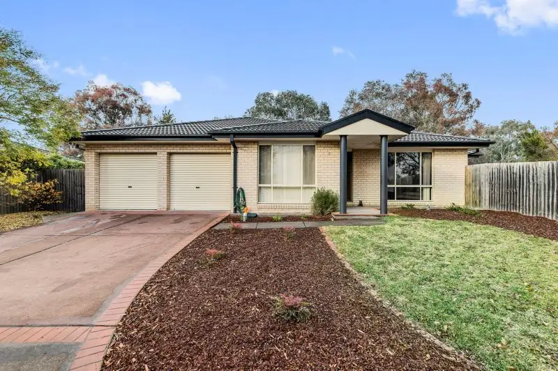 Main view of Homely townhouse listing, 2/34 Sunshine Loop, Dunlop ACT 2615