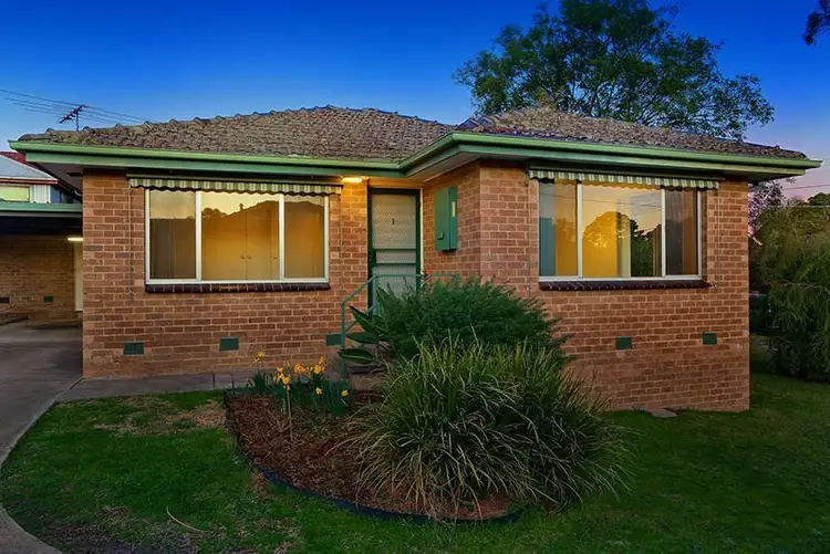 1/2 Lance Road, Bayswater VIC 3153