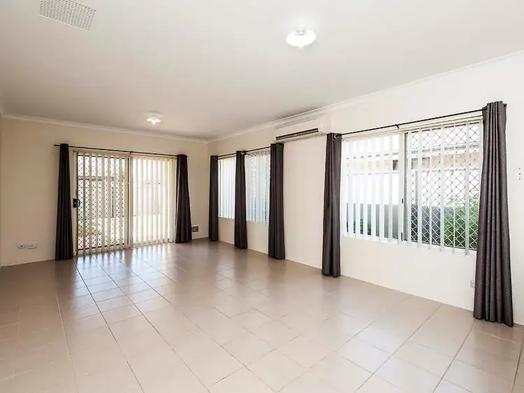 Second view of Homely house listing, 4 Nannup Bend, Baldivis WA 6171