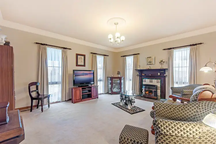 Sixth view of Homely house listing, 7 Windsor Court, Warrnambool VIC 3280