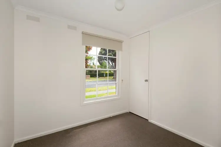 Sixth view of Homely house listing, 1 Saxil Court, Seaford VIC 3198