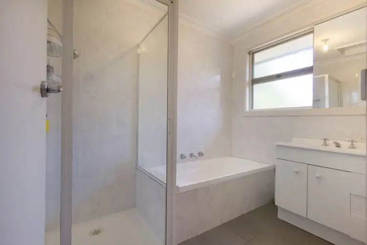 Fifth view of Homely house listing, 53 Raphael Crescent, Frankston VIC 3199