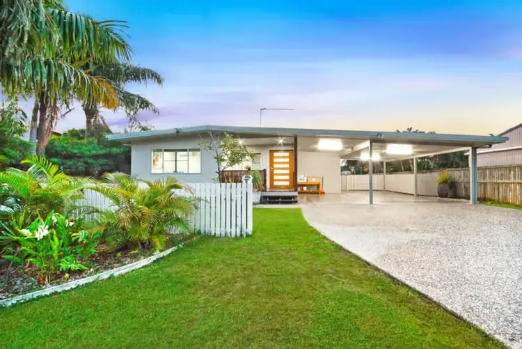 5 Salmon Street, Cannonvale QLD 4802