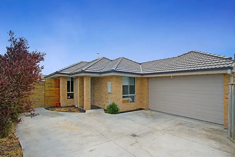 2/59 Dickens Street, Lalor VIC 3075