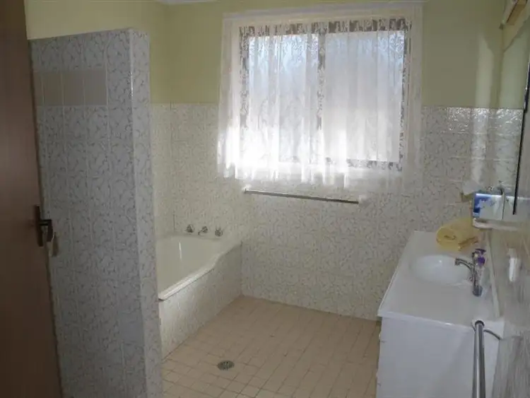 Third view of Homely house listing, 33 Hutchins Avenue, Dubbo NSW 2830